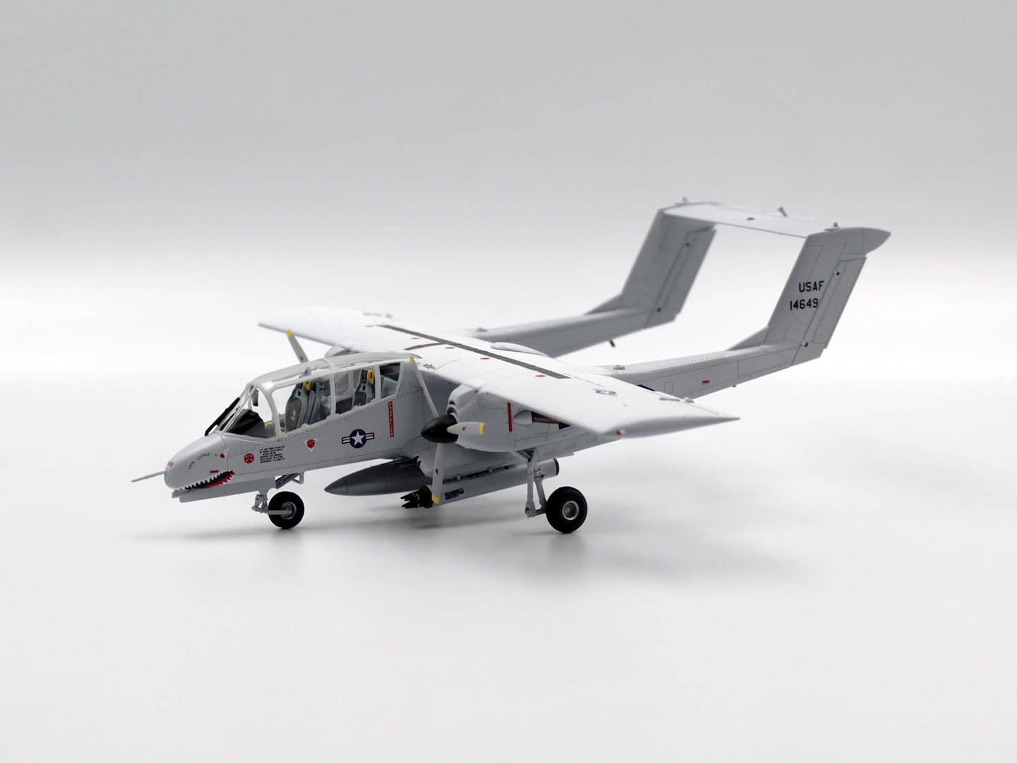 Amazon | ICM プラスチックモデルキット (72185) - OV-10D+ ブロンコ